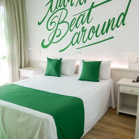 Lloret Vibe Affiliated By Fergus (adults Only) 4* يوريت دي مار
